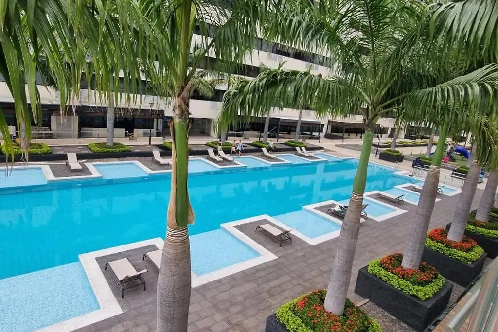 Suite Moderna Con Vista A La Ciudad Y Al Rio En Puerto Santa Ana location